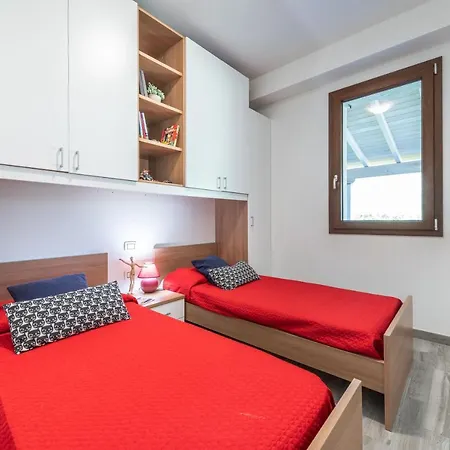 Holiday home Tra Pineta E Mare Cristallino Pula